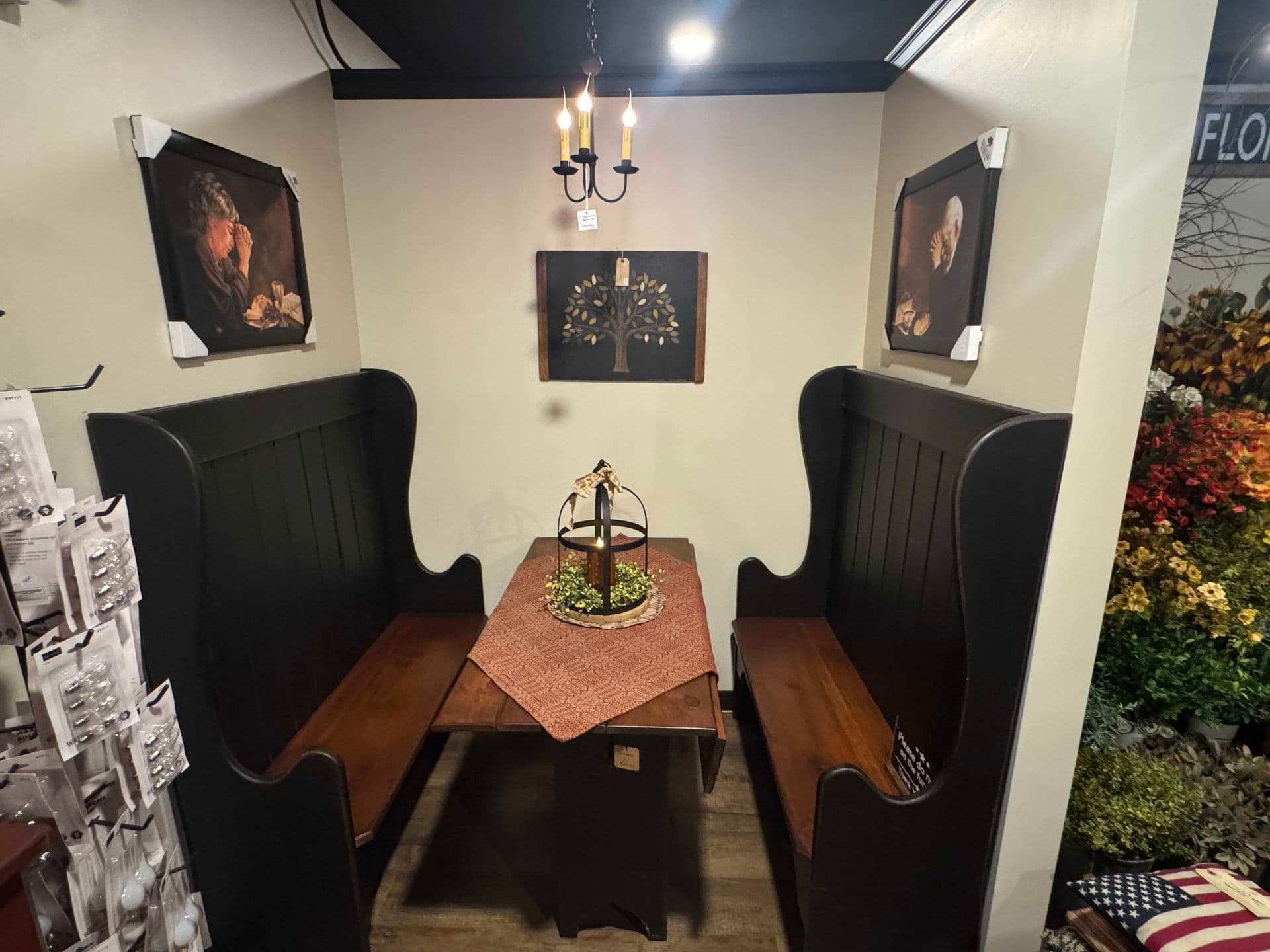 Tavern Table with Settlers Benches